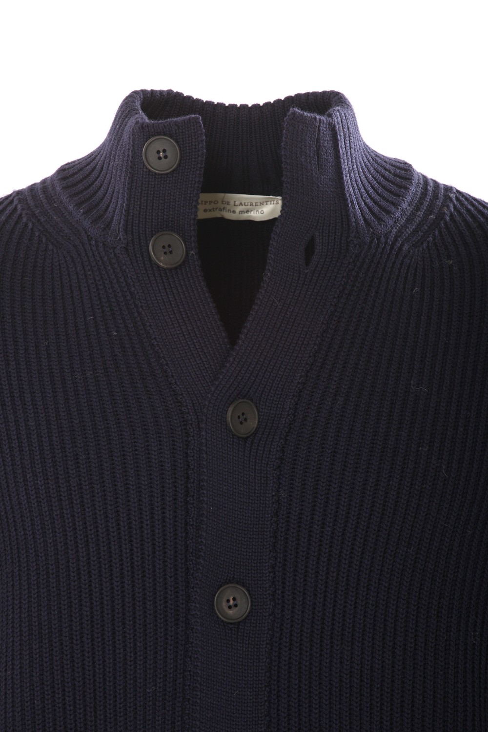 shop FILIPPO DE LAURENTIIS Saldi Bomber: Filippo De Laurentiis cardigan in lana merino.
Abbottonatura sul davanti.
Collo alto.
Costine.
Composizione: 100% extra fine lana merino.
Made in Italy.. BB3MLT WM7I-881 number 7436053